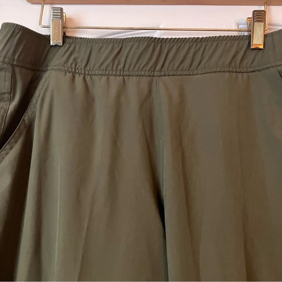 Eddie Bauer Lounge Jogger Pants Olive Green Pockets Stretch Womens Size Large - Picture 7 of 13